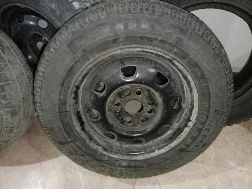175/70R13 - 2