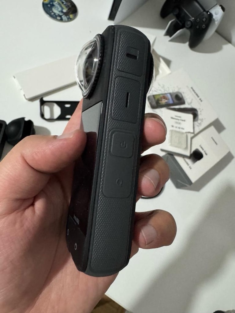 Insta360 x4 - Lens Cap, 3'lü Şarj Standı, Çift Batarya, 256 GB - 9
