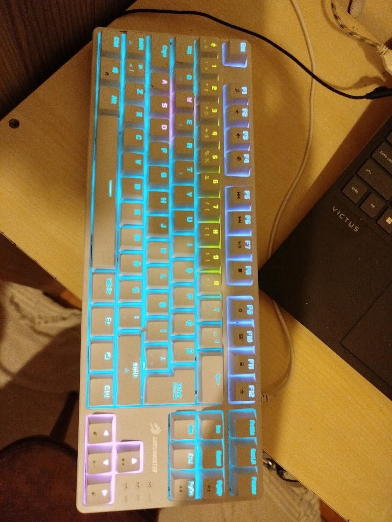 sahibinden gaming laptop mouse ve klavye - 4