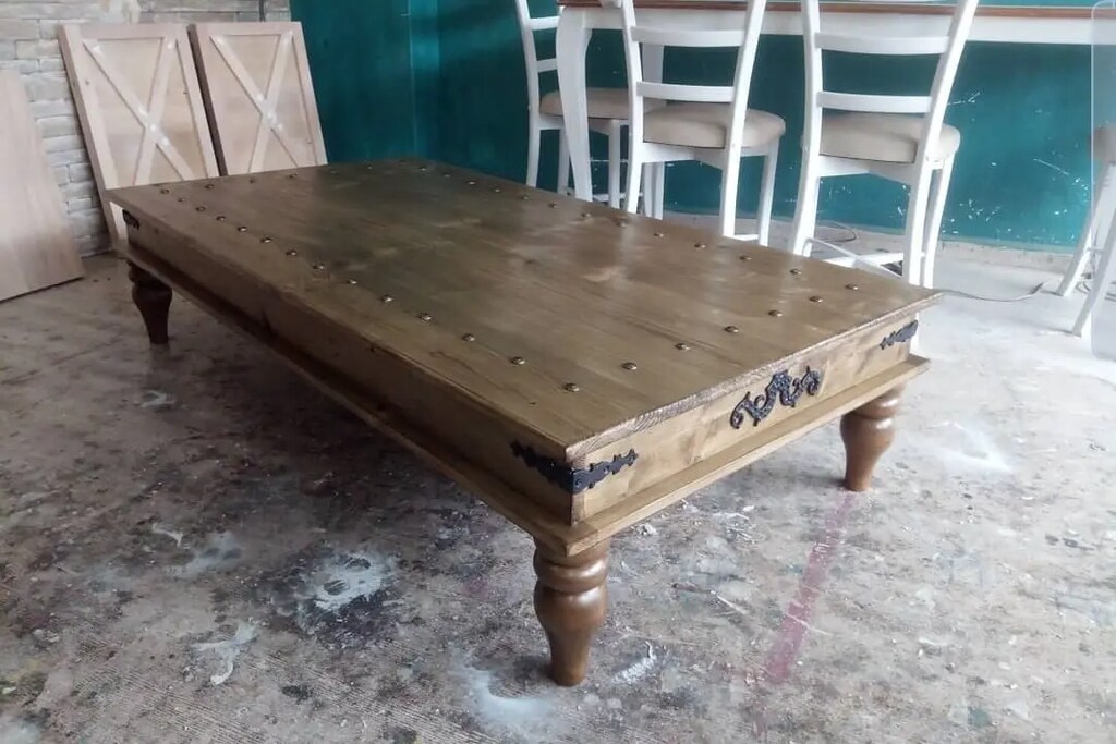 Ahşap orta sehpa . - 2