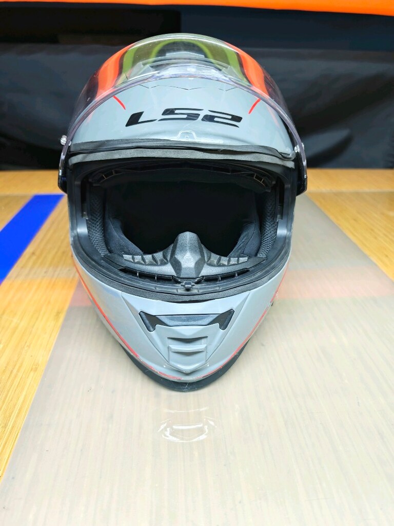 ls 2 storm güneş vizörlü XL kask - 2