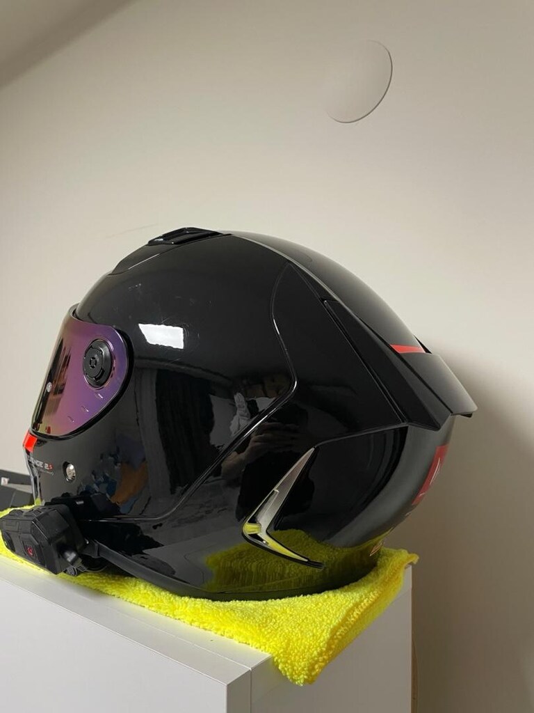 mt helmets revenge2 parlak siyah - 3