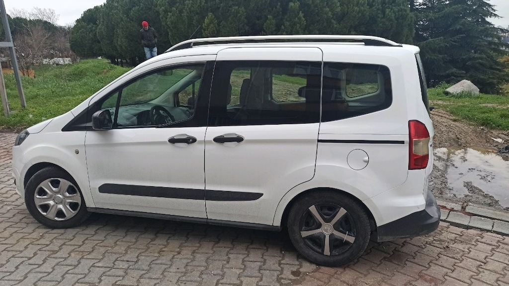 Sahibinden Temiz Ford Courier -2015(115.000KM) - 3