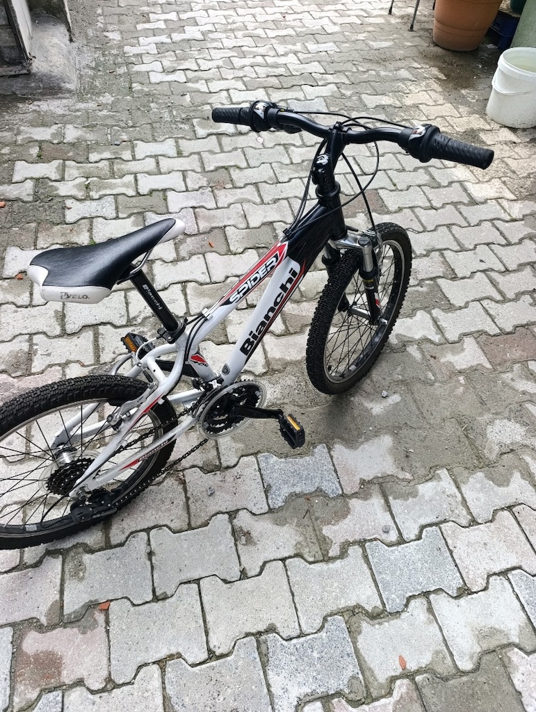 Bianchi orjinal bisiklet yeni gibi - 3