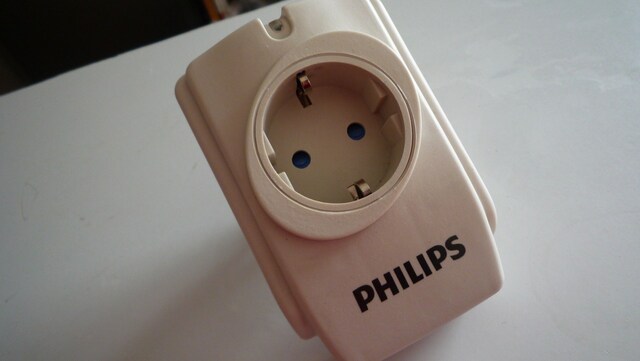 Philips SPN3110/10 Tekli Akım Korumalı 900J Priz