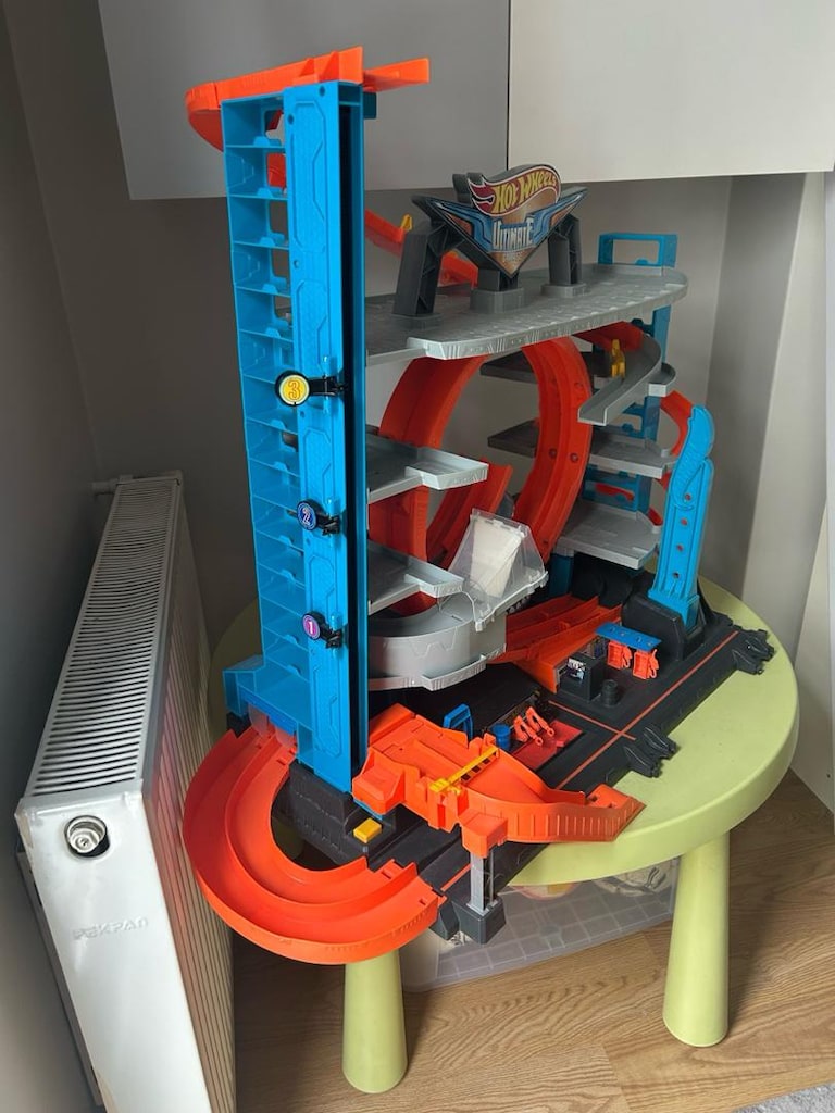 Hot Wheels Ultimate Garage Oyuncak Pist Seti - 2