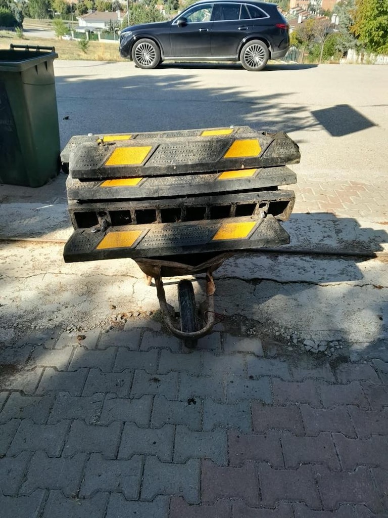 TEMİZ KAUÇUK ARAÇ STOPERİ, KASİS - 3