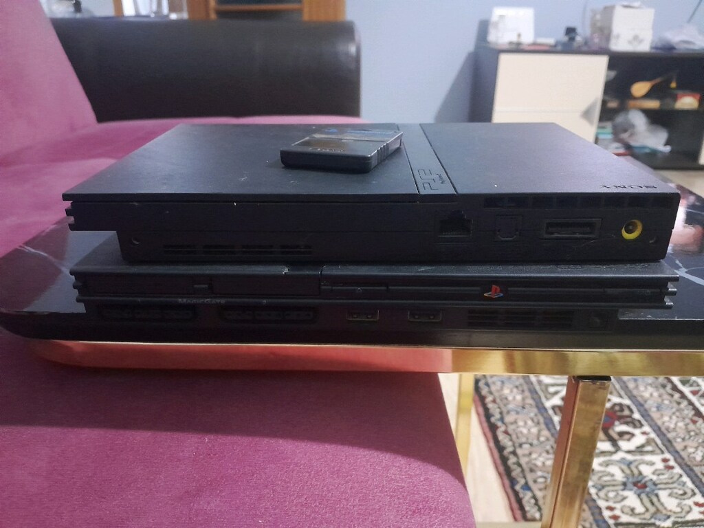 Sony PlayStation 2 - 4