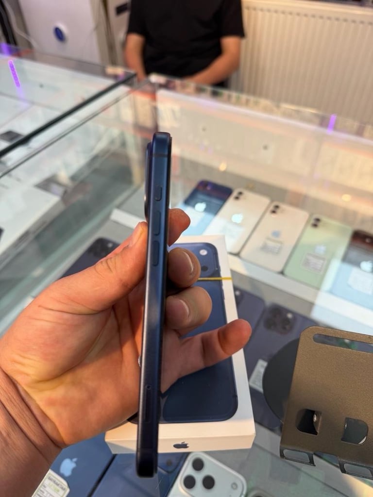 İPHONE 17 Promax Nokta hatasız 21 AY GARANTİLİ PİL durumu 100 - 2