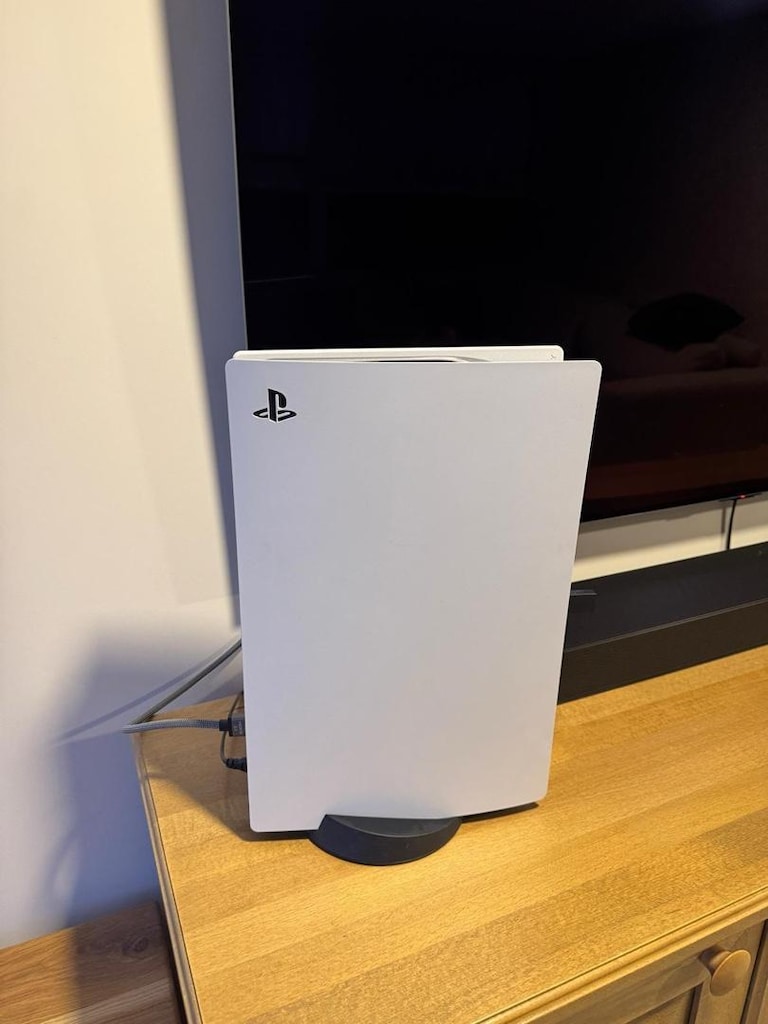 Ps5 ve 2 adet Dualsense