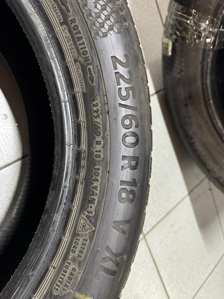 225 60 18 kışlık Continental 1 kış kullanıldı tarıh 2024 - 7