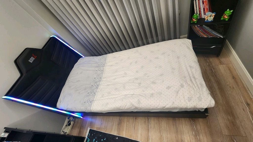 ROOX LED Işıklı Modern Yatak Karyolası – Telefon Kontrollü LED - 3