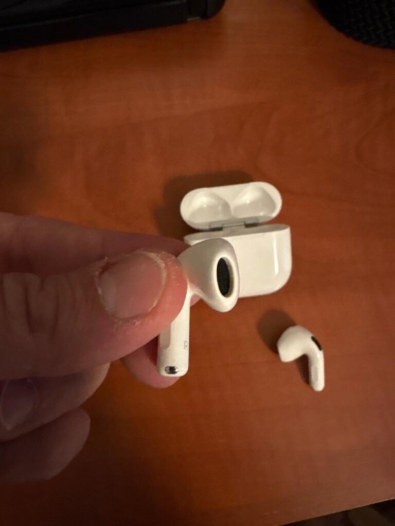 Apple Airpods 4 - 7