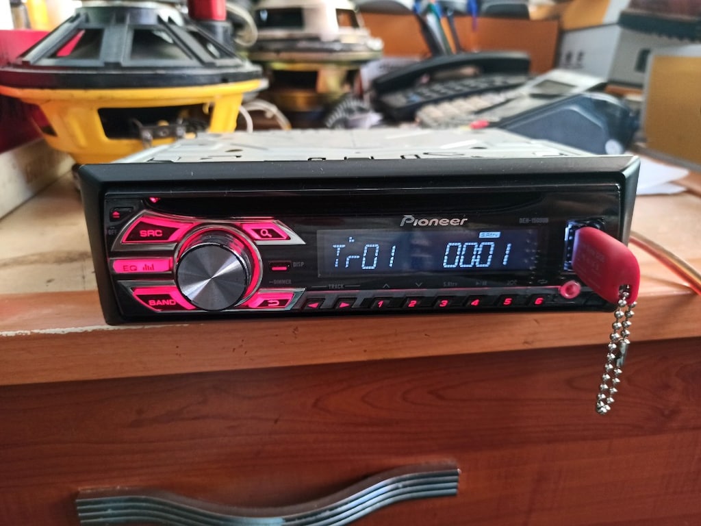 sıfır gibi eski seri Pioneer USB AUX RADYO BULUTUT tek anfi çıkışli - 6