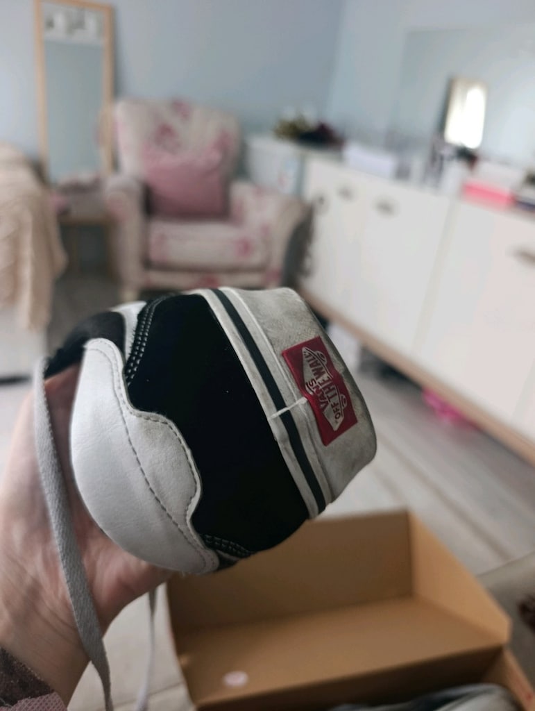Erkek VANS BROOKLYN LS (SİYAH / BEYAZ) 44 numara - 4