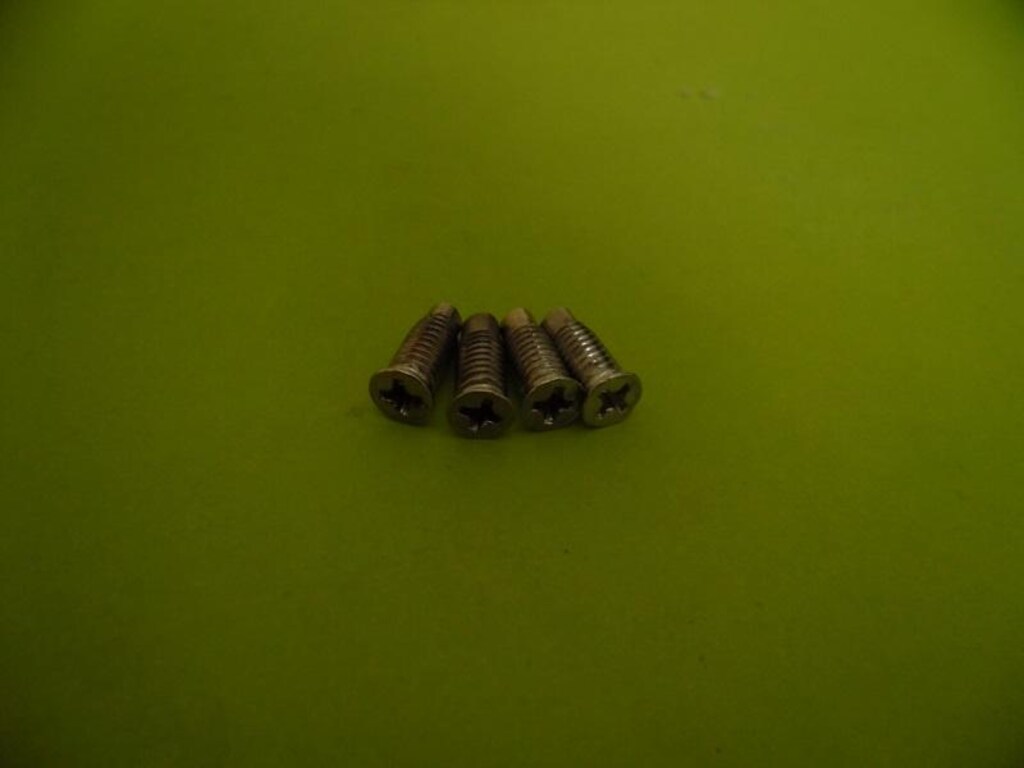 Çeşitli Vidalar - Çıkma - ÇOK HESAPLI - 8
