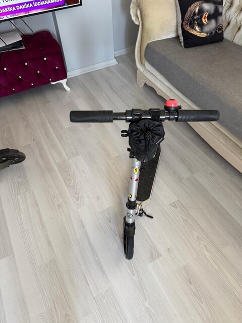 Decathlon scooter