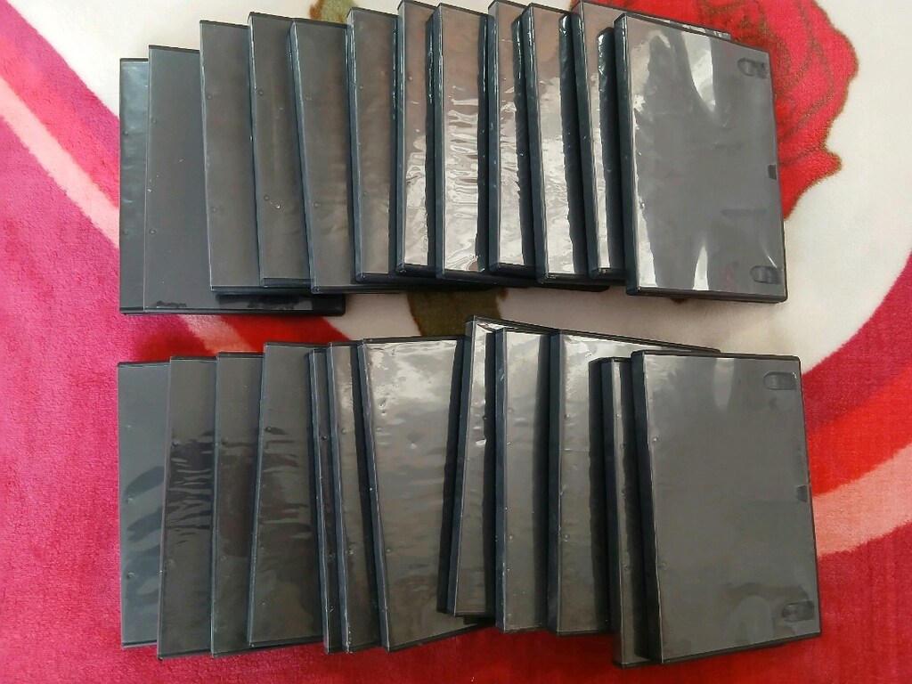 Boş DVD kutuları - 2