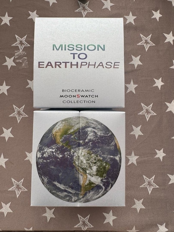 Swatch x Omega Bioceramic Mission To Earthphase - 3