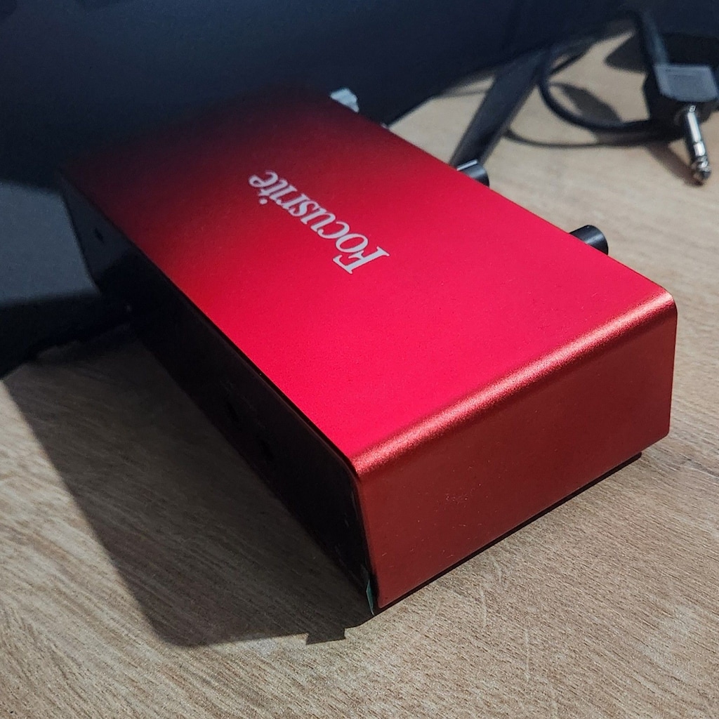 Focusrite Scarlett 2i2 - Ses Kartı - 2