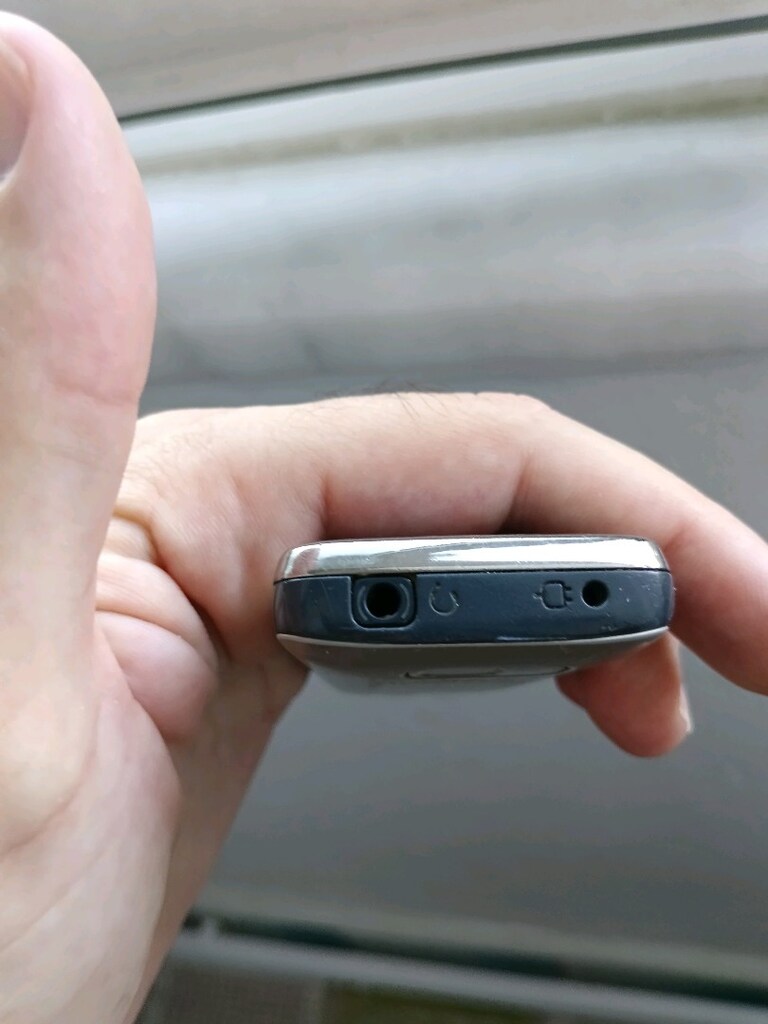 Nokia tuşlu telefon - 5