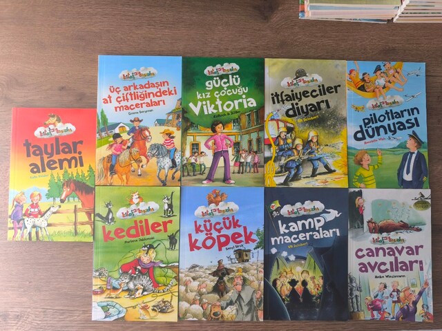 Kitap kurdu hikaye kitapları