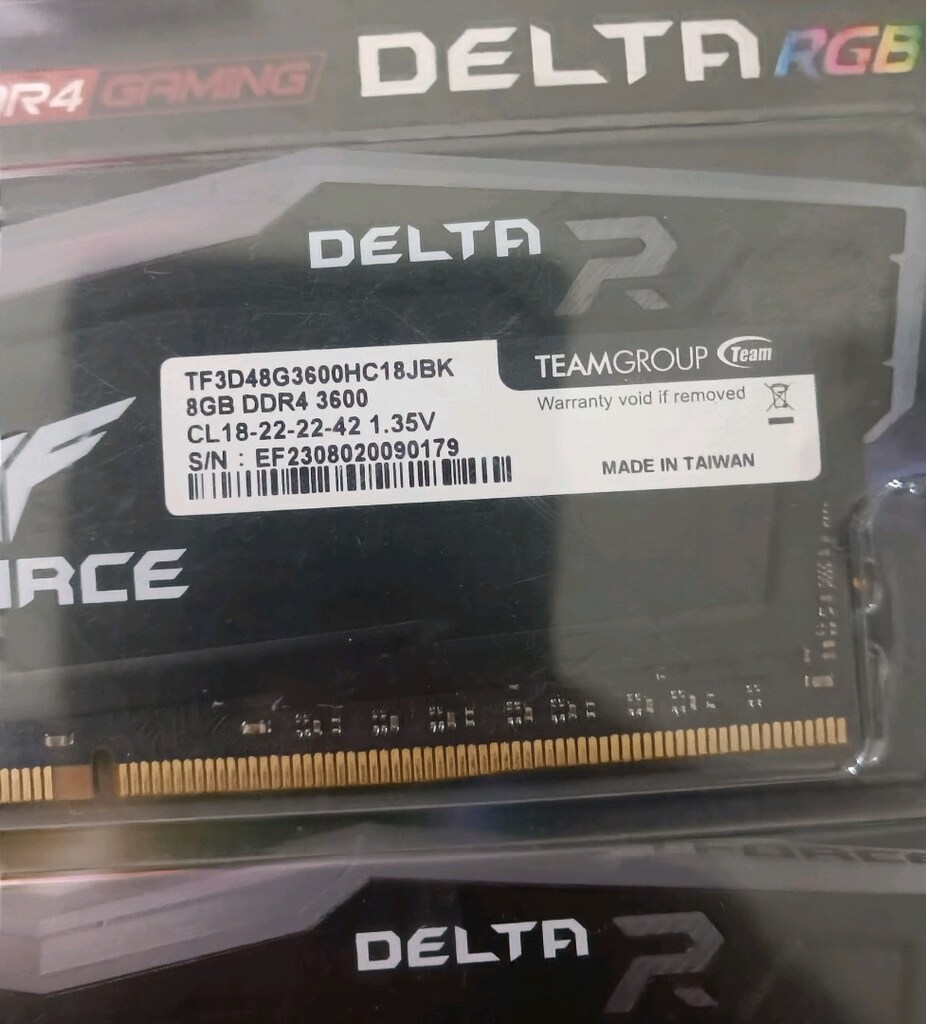 TEAM T-FORCE DELTA RGB BLACK 16 GB (2x8) 3600 MHz DDR4 RAM CL18 - 4