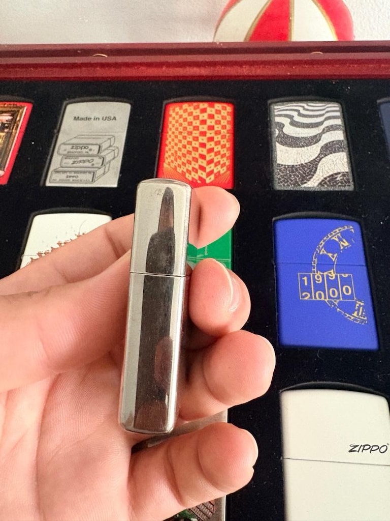 zippo kadın figürü çakmak - 2