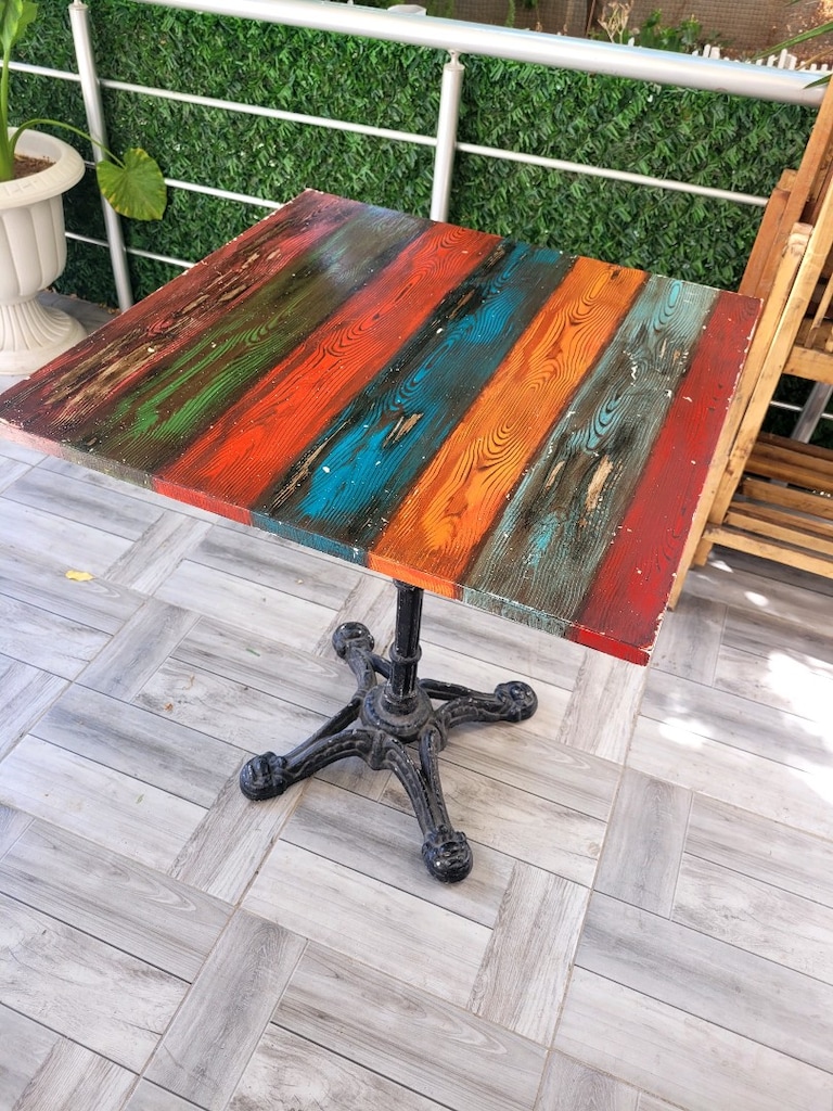 döküm ayaklı ahşap tasarım el boyaması dış mekan balkon masası kare - 3