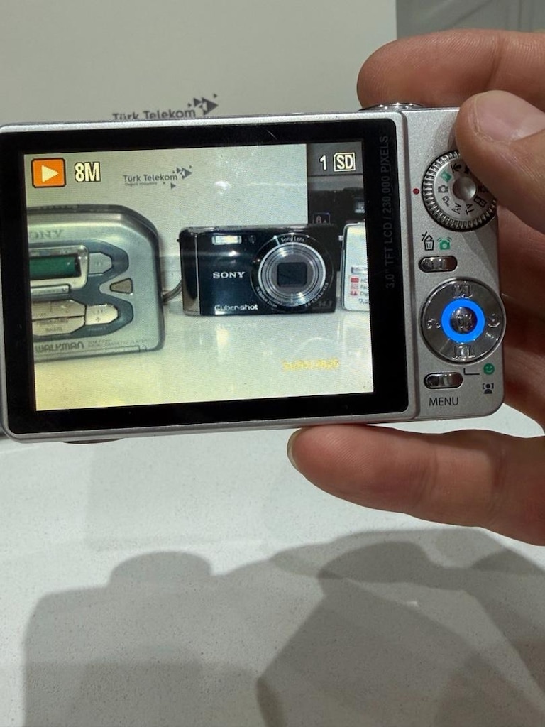 PRAKTİCA LUXMEDİA 8403 DİJİTAL FOTOĞRAF MAKİNESİ - 10