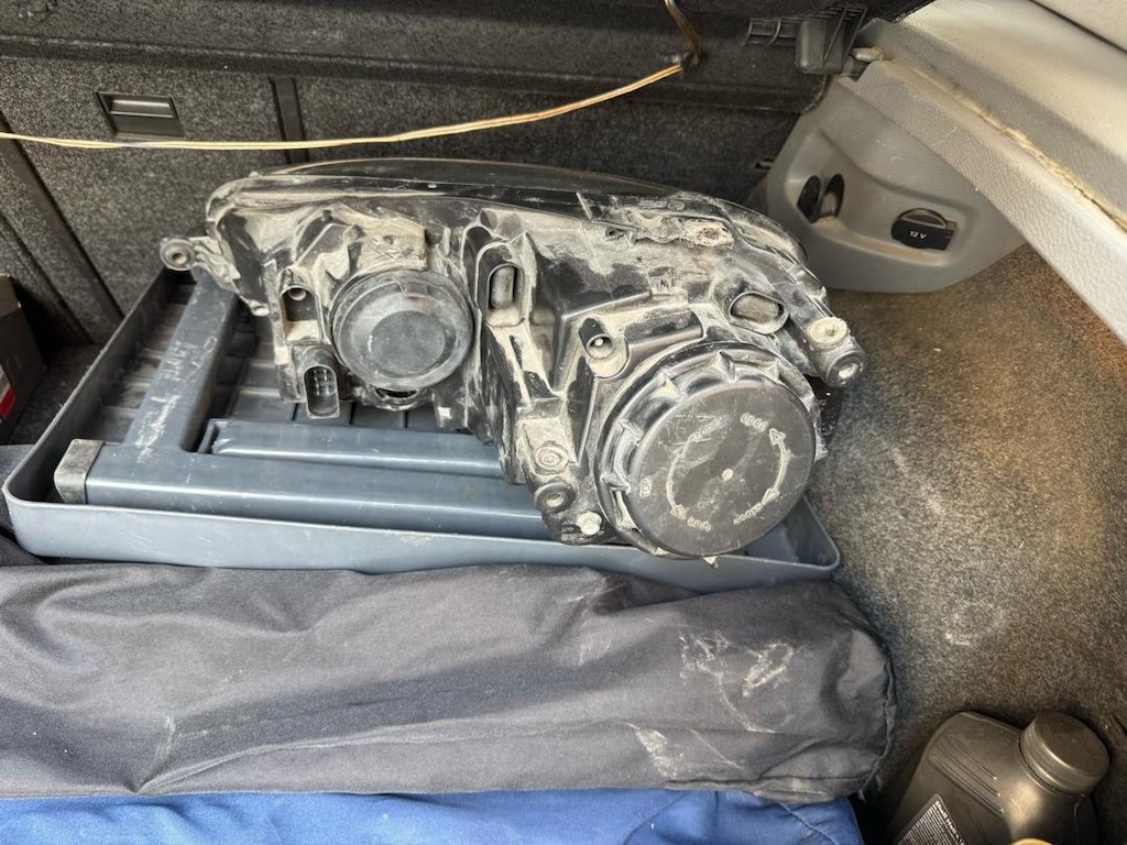 R32 MERCEKLİ FAR - 3
