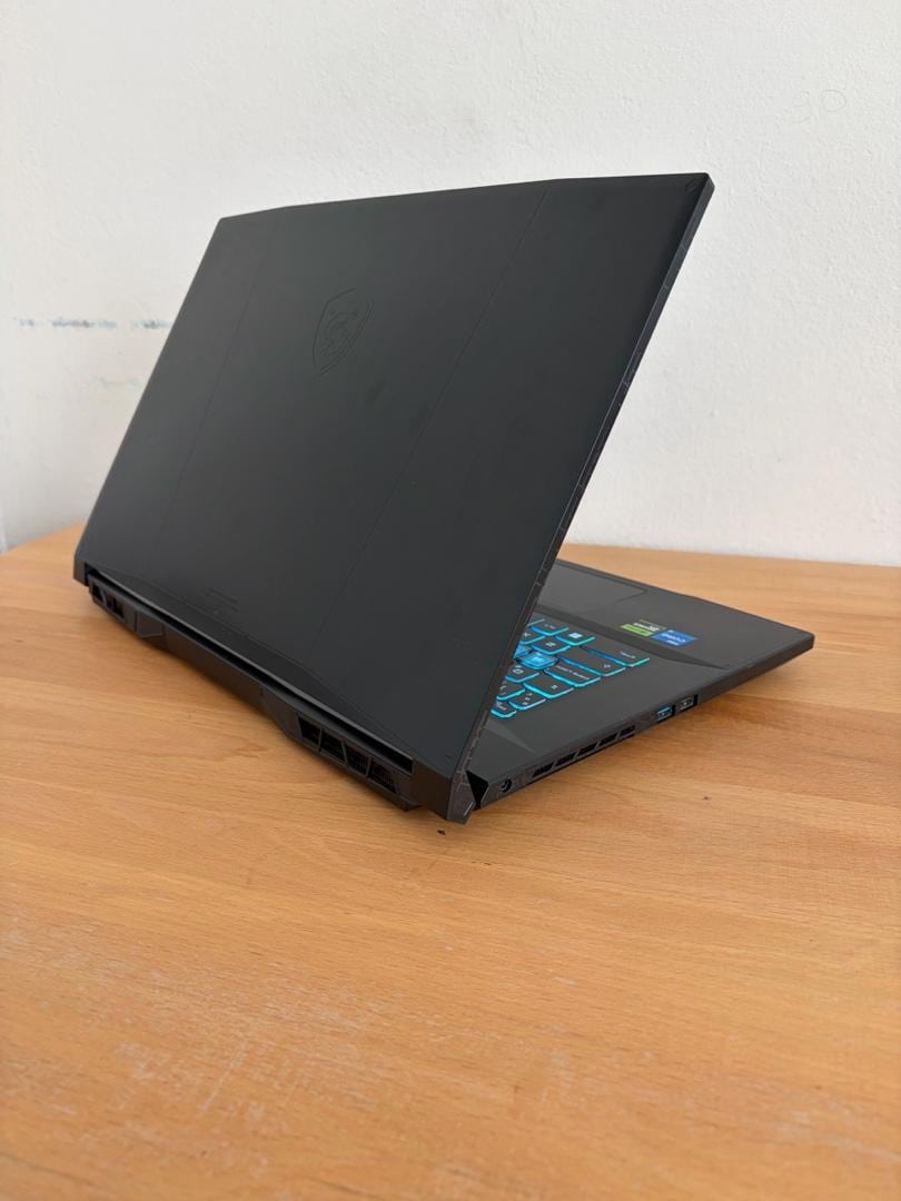 Msi Katana 17 - 7