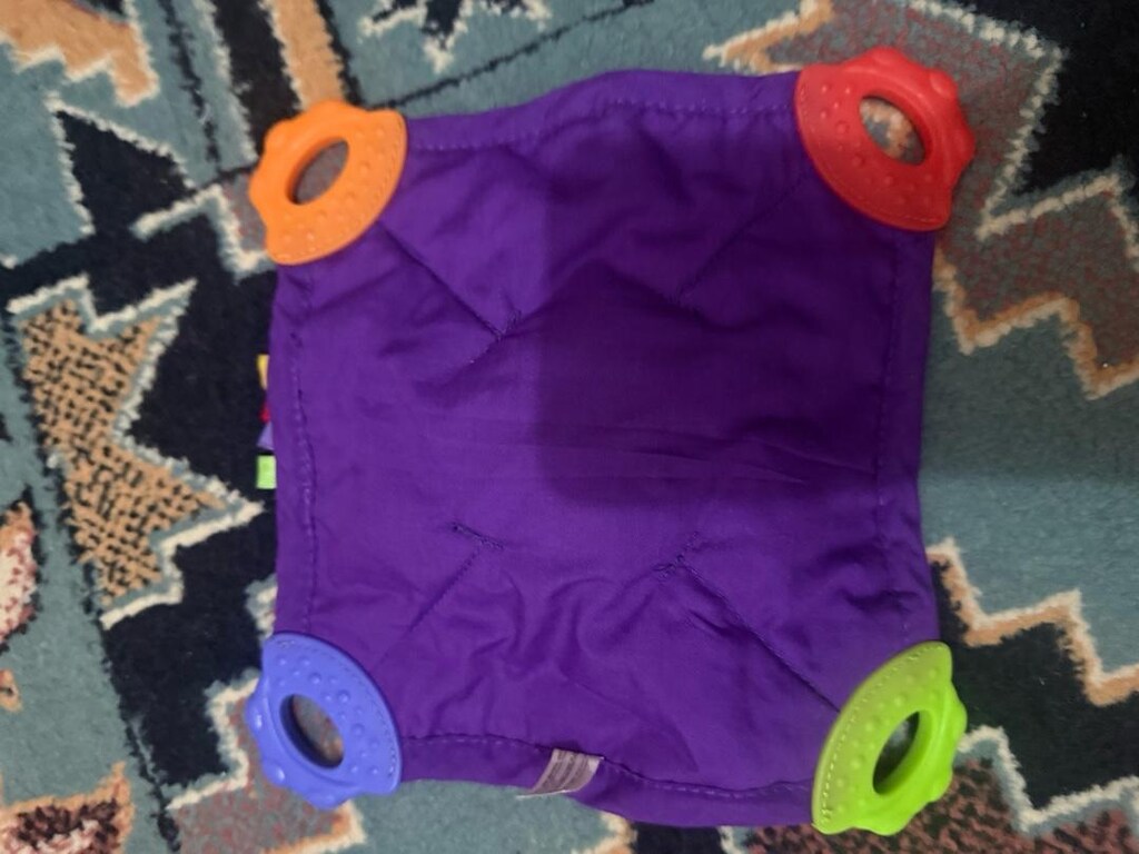 Nuby Diş kaşıyıcılı sesli el battaniyesi - 2