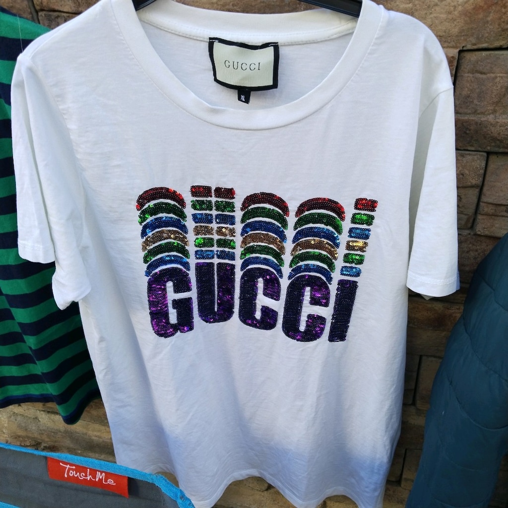 GUCCI Rainbow Sequin Logo T-Shirt – XL – Made in Italy