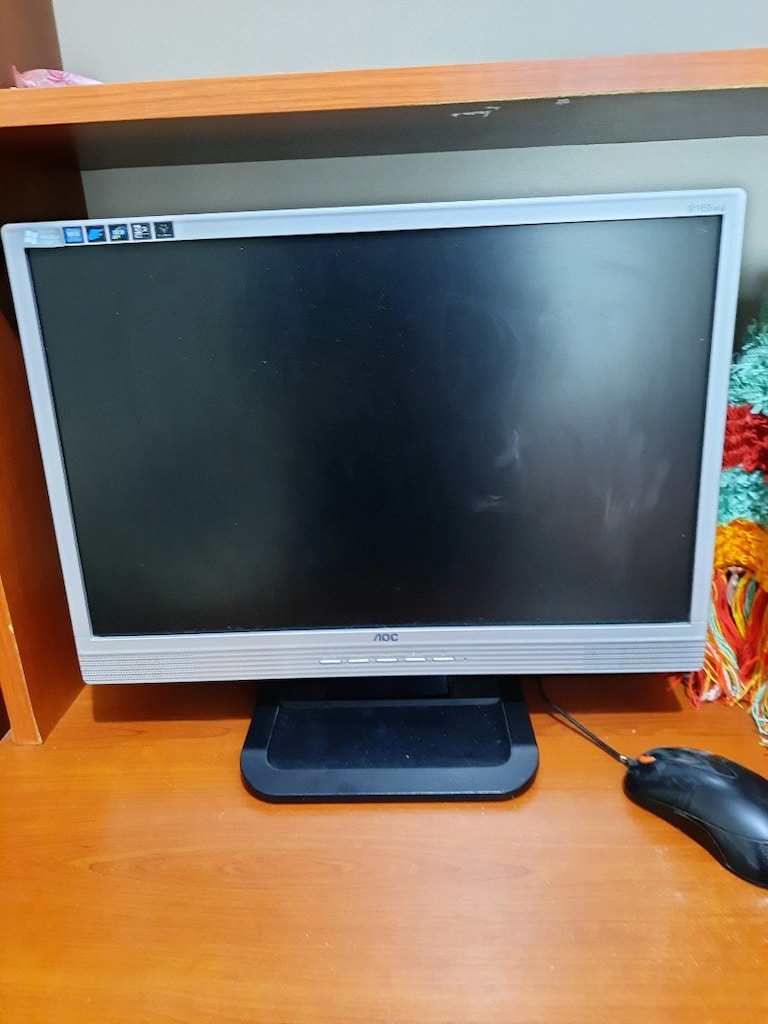 bilgisayar masası ile beraber satilik - 3