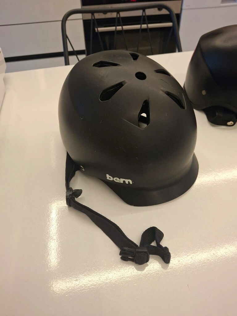 Bern spor koruyucu kask - 2