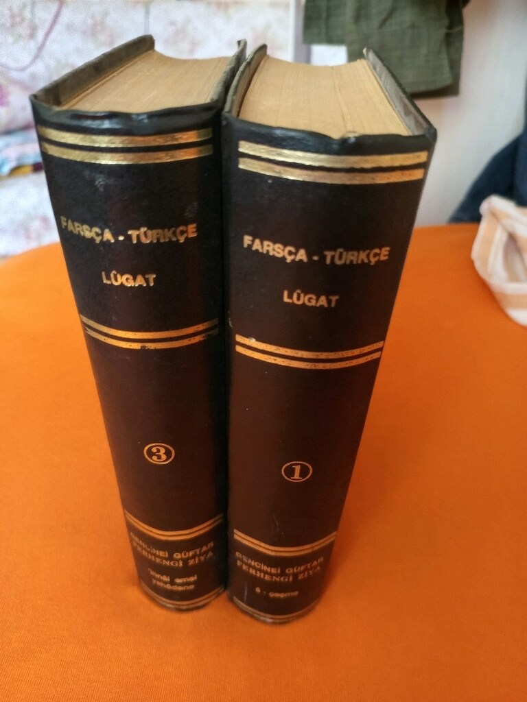 Farsça Türkçe Lügat - 3