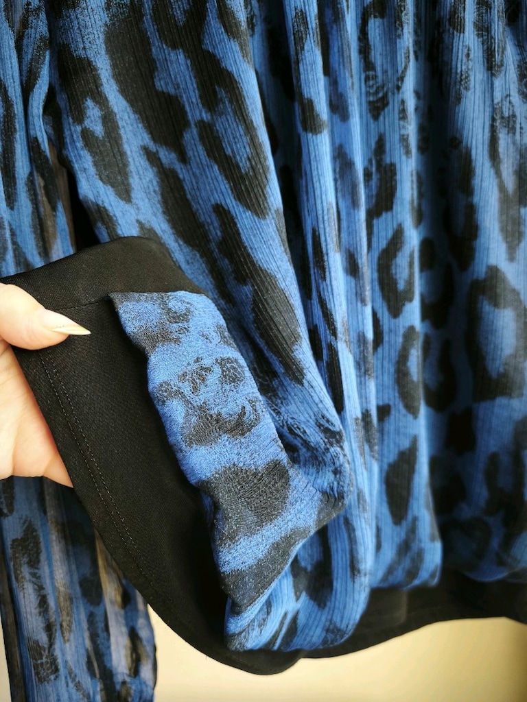 Saks Mavi Leopar Desenli Tül Detaylı Bluz 48 Beden - 6
