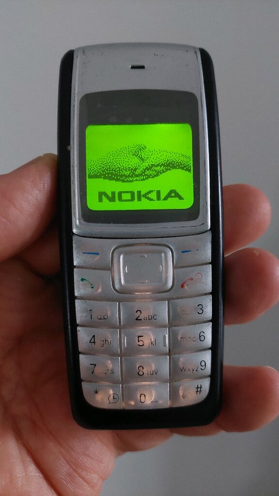 NOKİA 1110İ FULL ORJİNAL YEŞİL EKRANLI TELEFON - 2