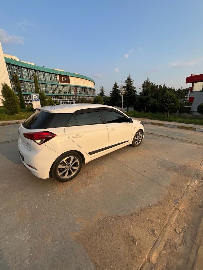 İ20 2017 Model 1.4 CRDİ Style paket - 8