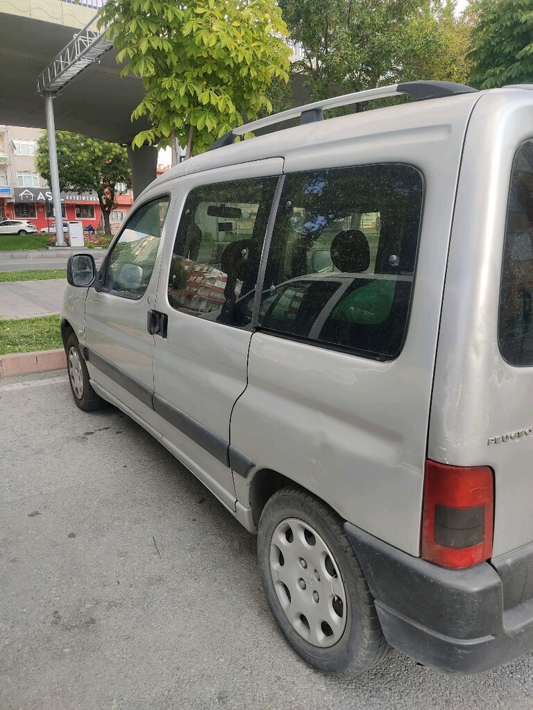 Peugeot Partner 1.9d Comfort Çift Sürgü Tek Kapak - 4