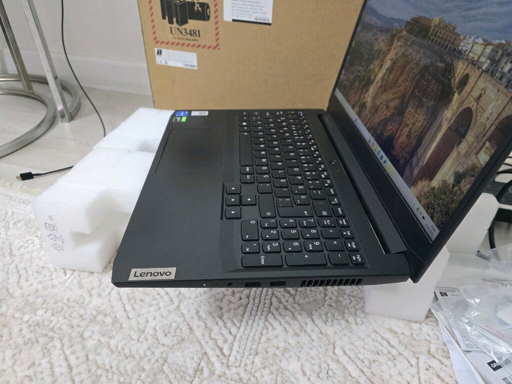 LENOVO GAMMİNG SİFİR GİBİ KUTULU FATURALI - 5