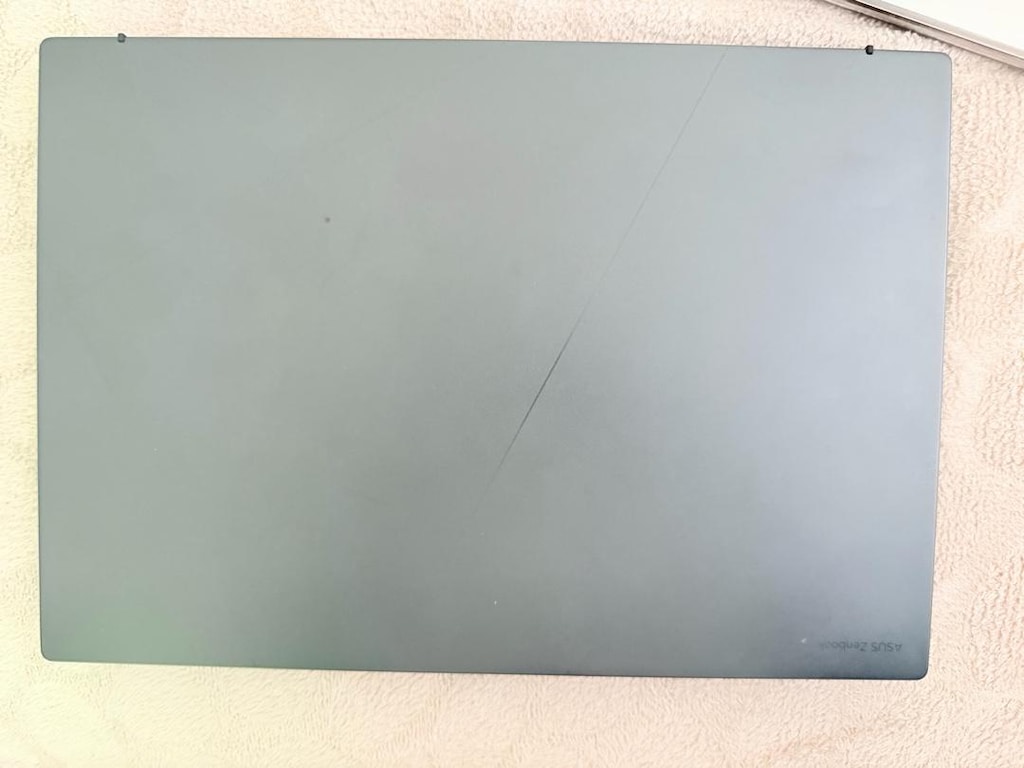 Asus ZenBook Duo UX8406CA Kılıfı Var - 18