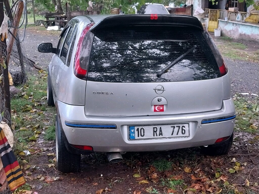 Opel Corsa c - 2