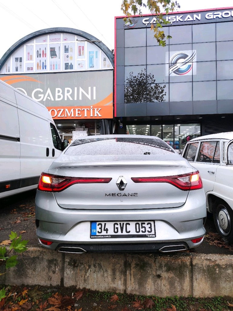 SAHİBİNDEN 2023 SERVİS BAKIMLI TEMİZ MEGANE - 2