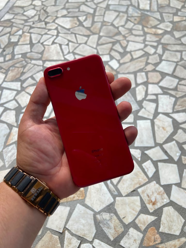 iphone 8 plus product red - 3