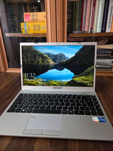 Monster Hüma H4 V5.1 Laptop