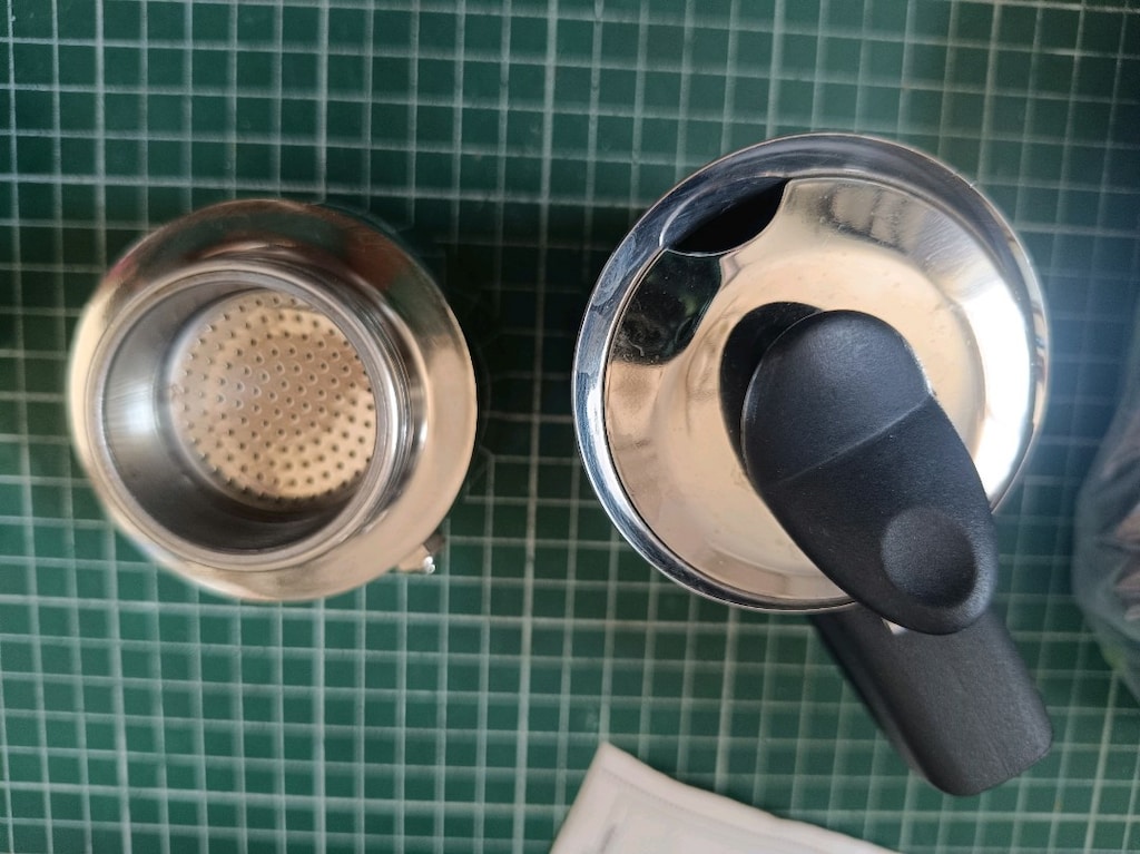 Bialetti Venus Moka Pot 2 cup - 2