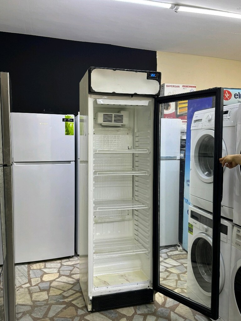 UĞUR MARKA DİJİTAL EKRANLI MEŞRUBAT DOLABI - 3