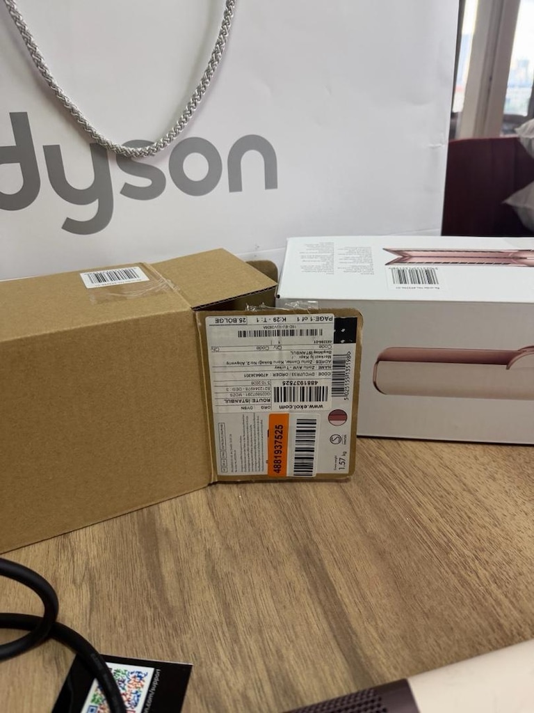dyson airstrait - 5